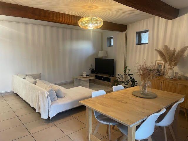 Appartement - 96 m² - 5 pièces