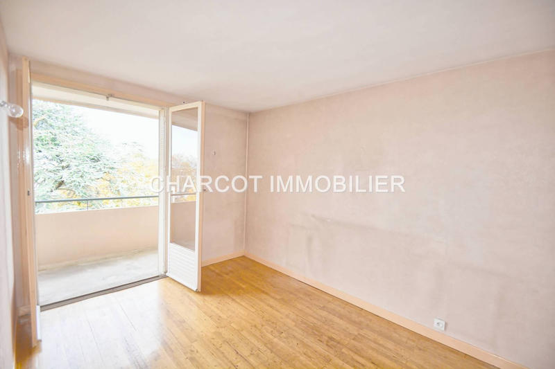 Appartement - 83 m² - 5 pièces
