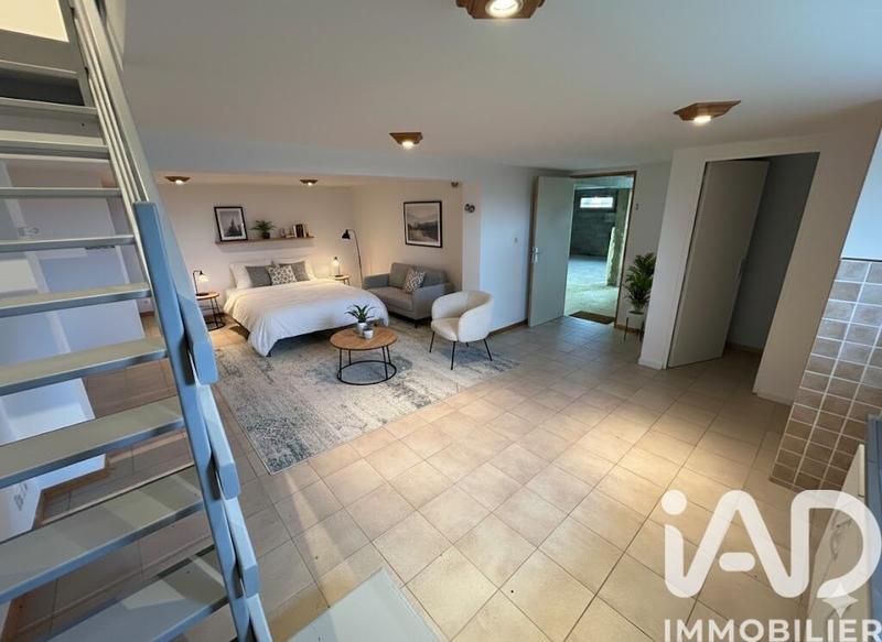 Maison - 141 m² - 6 pièces