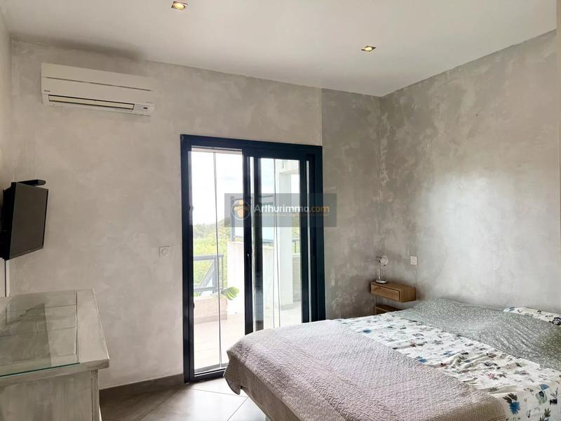 Maison - 175 m² - 7 pièces