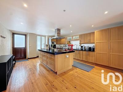 Maison de ville - 239 m² - 7 pièces