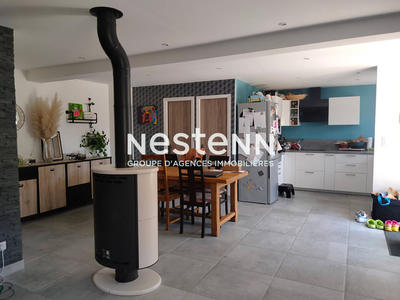 Maison - 93 m² - 4 pièces