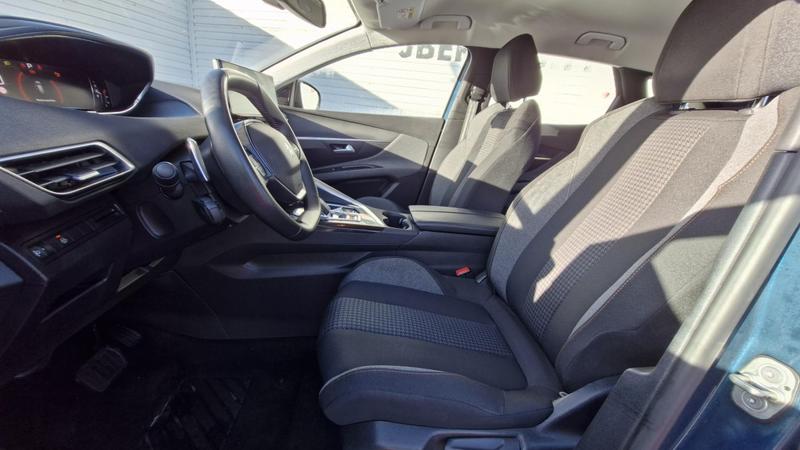 Peugeot 3008 BlueHDI 130ch Eat8 Active Business