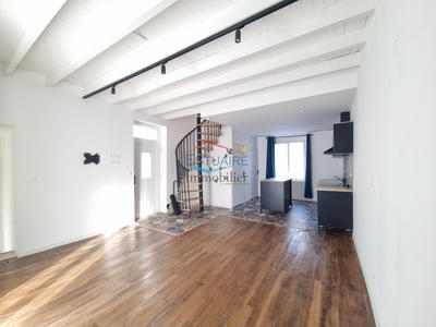 Maison - 84 m² - 5 pièces