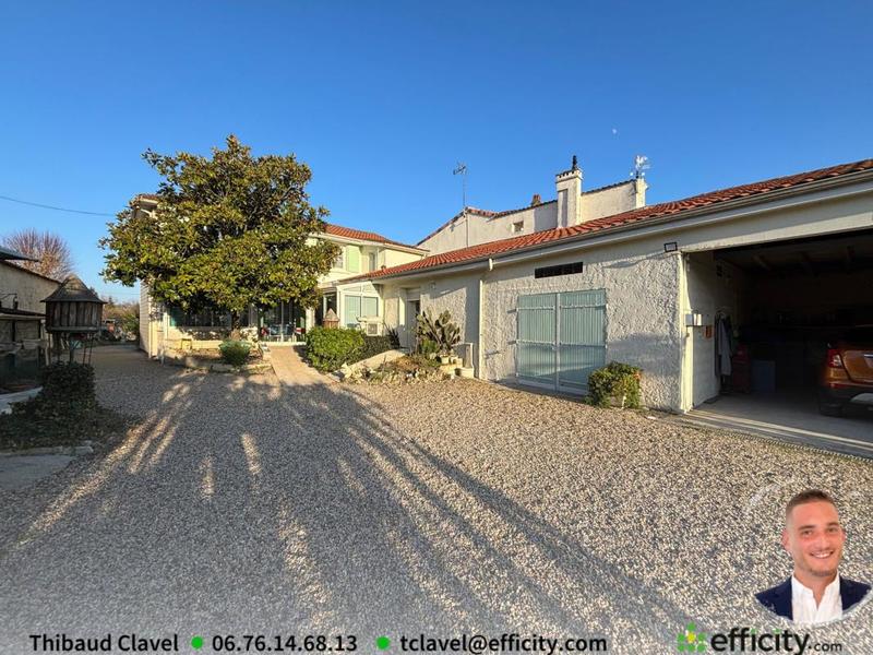 Maison - 196 m² - 7 pièces