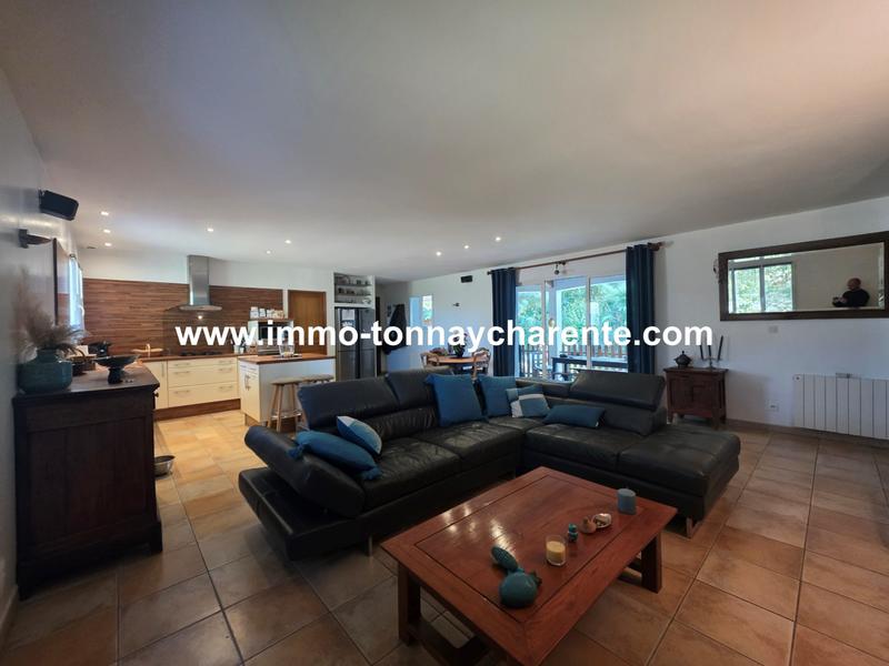 Maison - 158 m² - 7 pièces