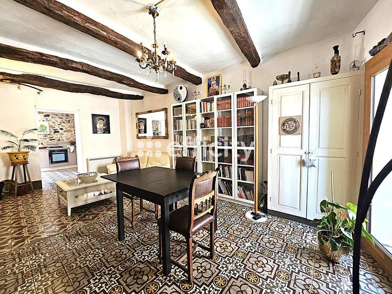 Maison - 141 m² - 5 pièces