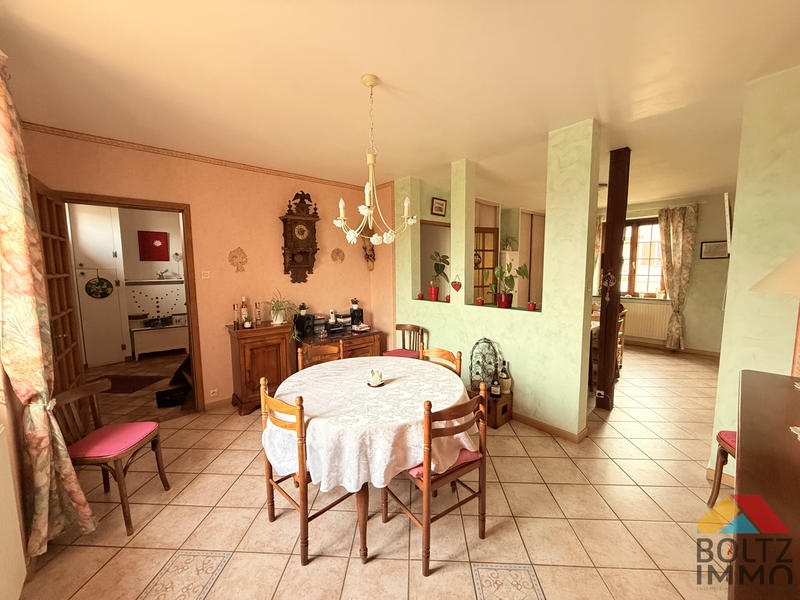 Maison de village - 182 m² - 8 pièces