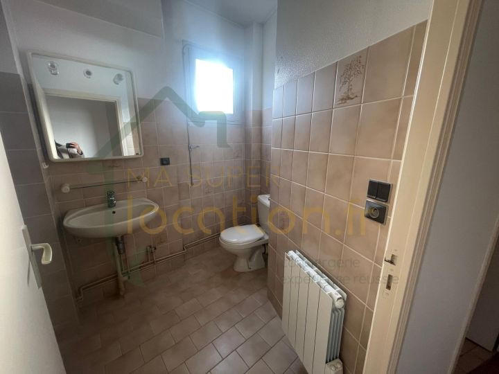 Appartement - 50 m² - 5 pièces