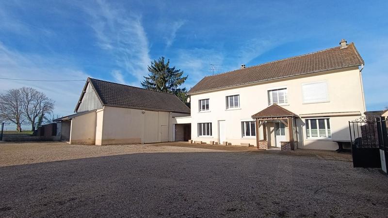 Maison - 161 m² - 7 pièces