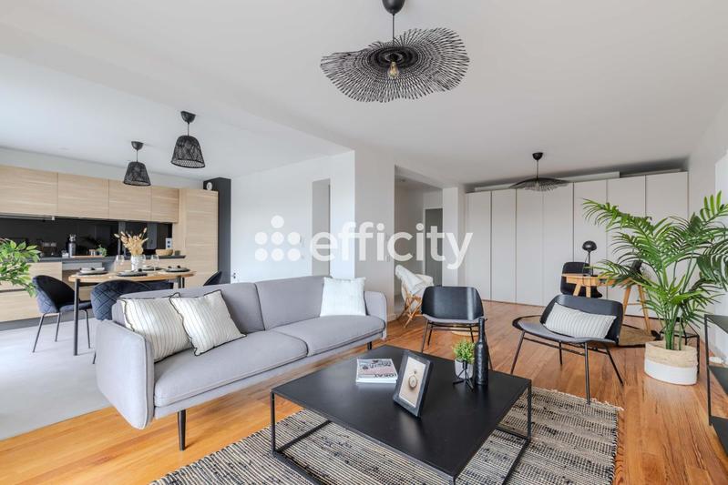 Appartement - 104 m² - 4 pièces