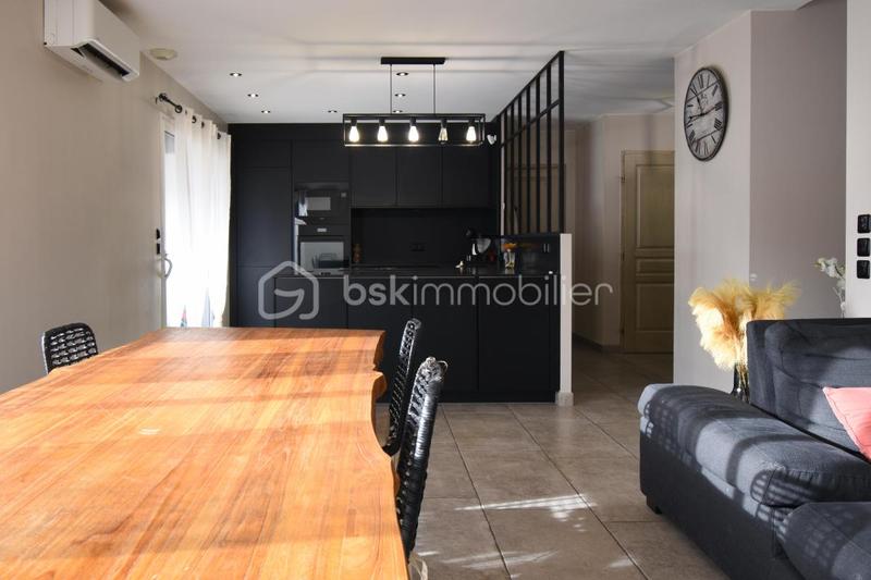 Maison - 101 m² - 4 pièces