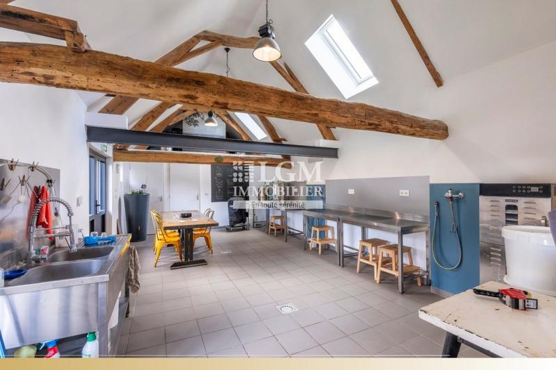 Villa - 256 m² - 5 pièces