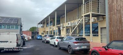 Bureau - 250 m² - 1 pièce