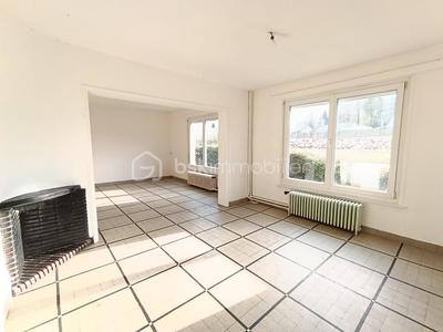 Maison de ville - 110 m² - 8 pièces