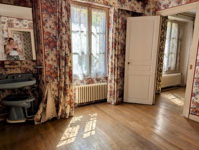 Maison ancienne - 104 m² - 7 pièces