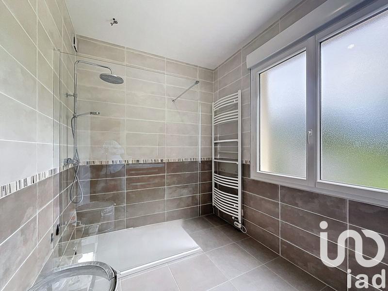 Maison - 122 m² - 5 pièces