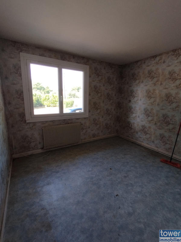 Maison - 99 m² - 6 pièces