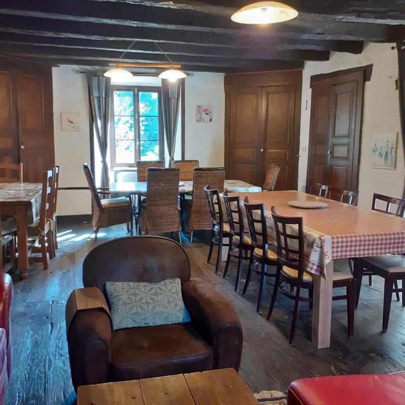 Maison - 235 m² - 11 pièces