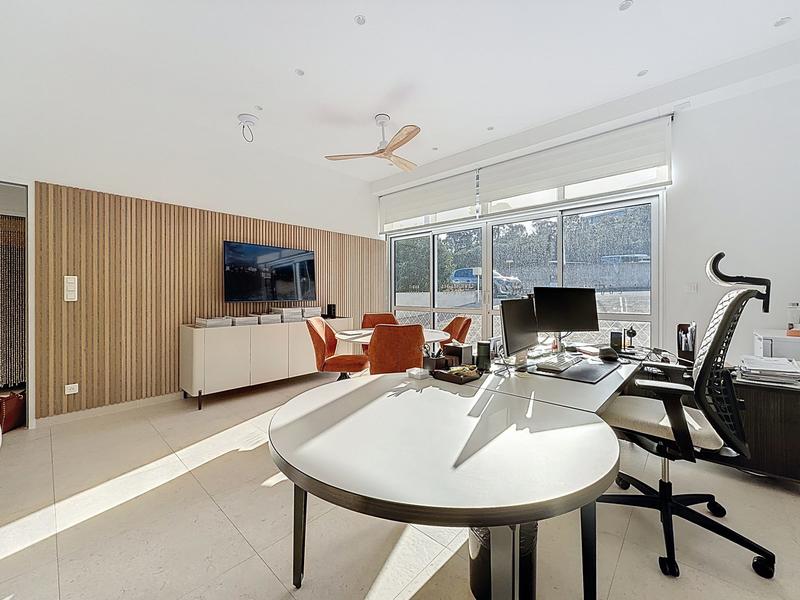 Bureau - 99 m² - 3 pièces