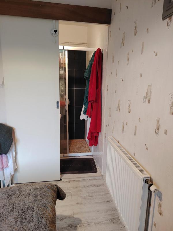 Maison - 104 m² - 10 pièces