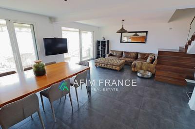 Appartement - 150 m² - 5 pièces