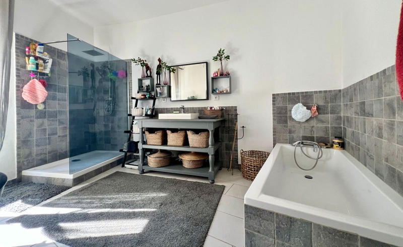 Maison - 150 m² - 4 pièces