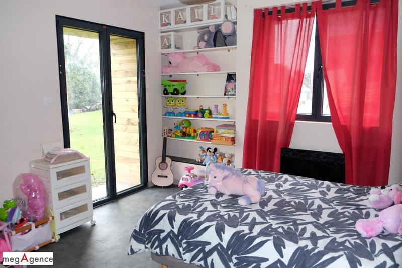 Propriété - 190 m² - 6 pièces