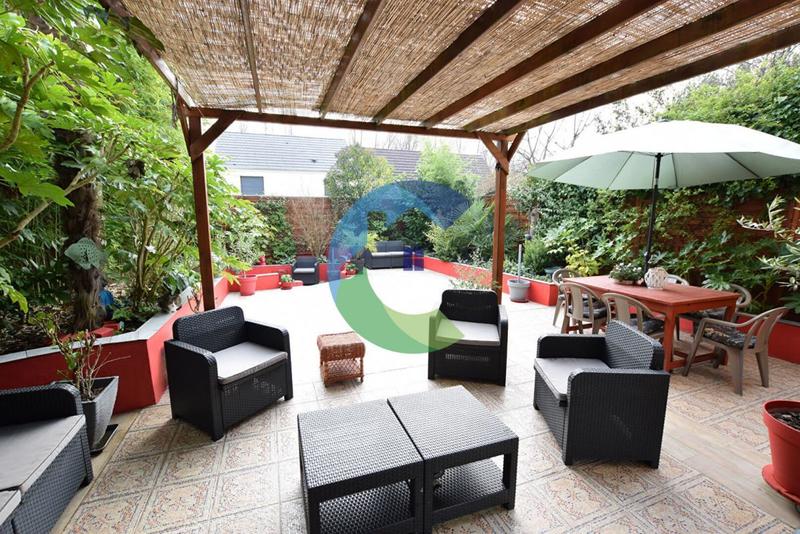 Maison - 170 m² - 7 pièces