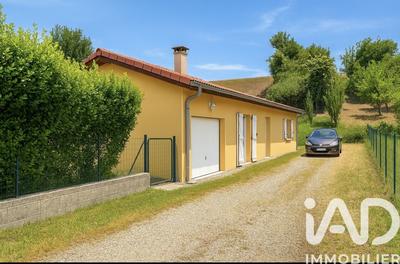 Maison - 95 m² - 5 pièces