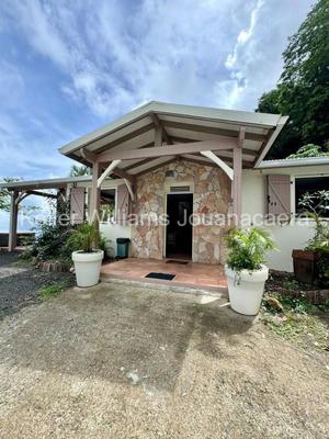 Villa - 239 m² - 3 pièces