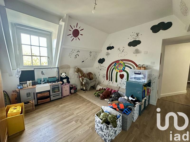 Maison - 180 m² - 6 pièces