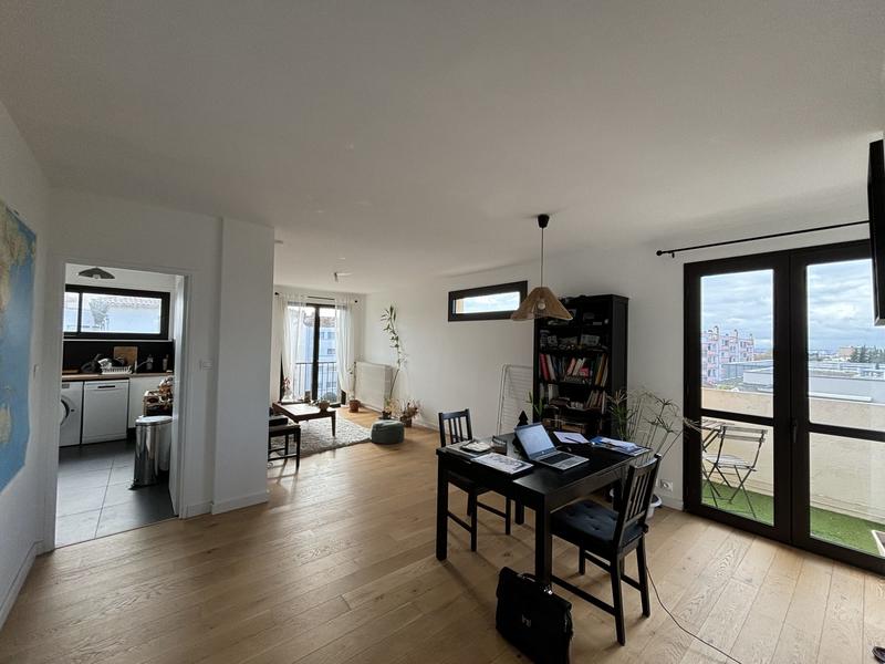 Appartement - 70 m² - 3 pièces