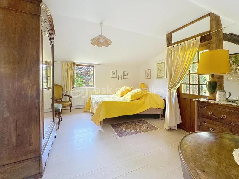 Propriété - 290 m² - 10 pièces