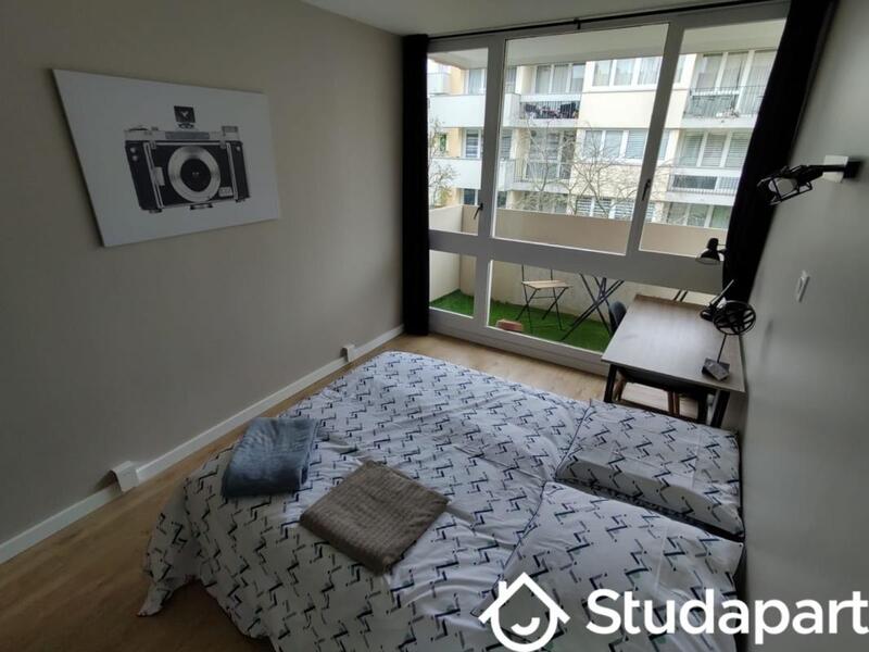 Chambre - 12 m² - 1 pièce