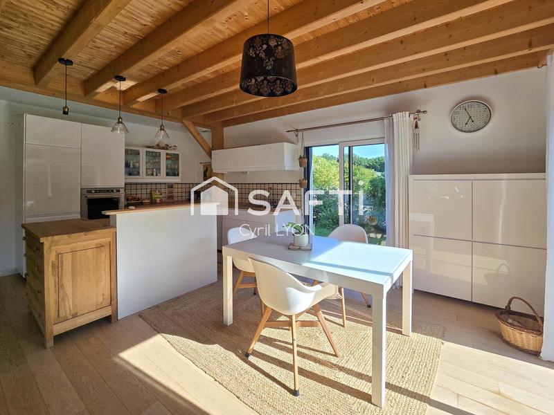 Maison - 104 m² - 5 pièces