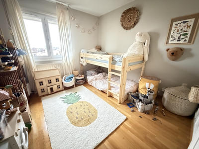 Appartement - 125 m² - 4 pièces