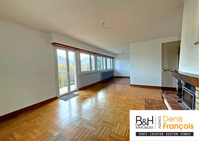 Maison ancienne - 216 m² - 7 pièces