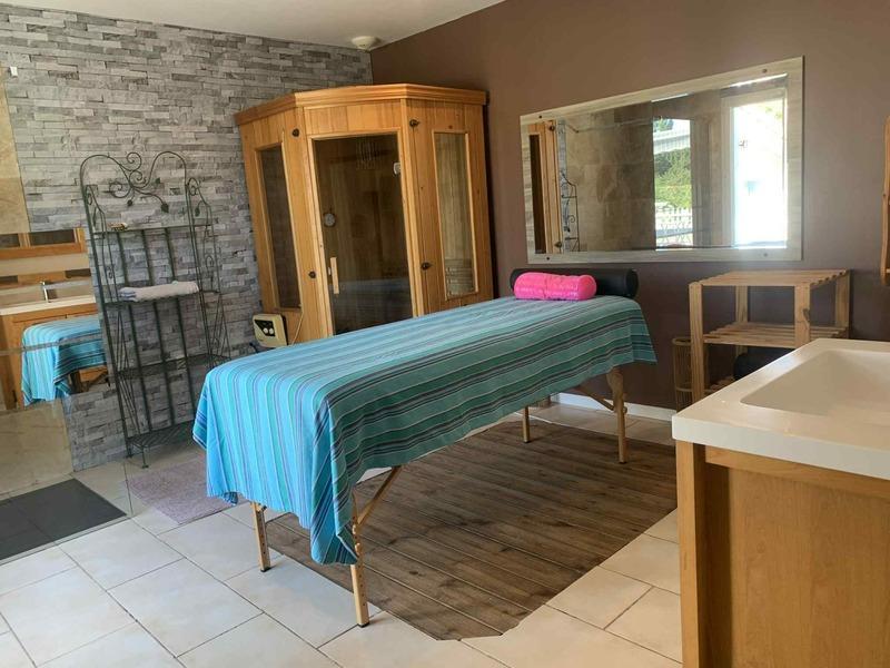 Propriété - 203 m² - 7 pièces