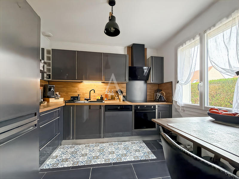 Maison - 120 m² - 6 pièces