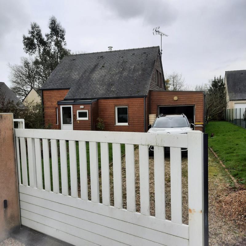 Maison - 92 m² - 6 pièces