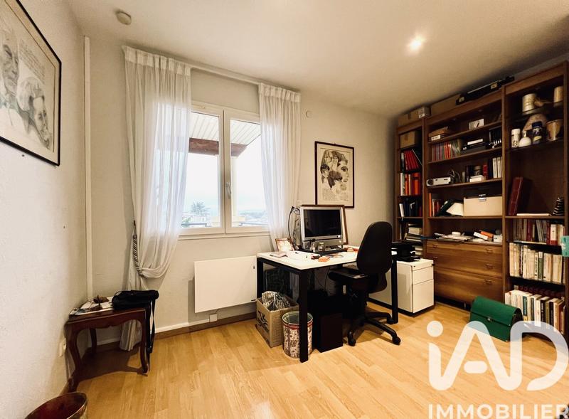 Appartement - 125 m² - 3 pièces