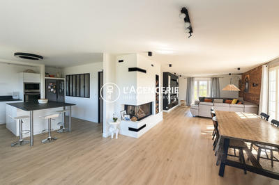 Maison contemporaine - 152 m² - 5 pièces