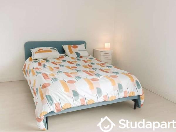 Chambre - 10 m² - 1 pièce