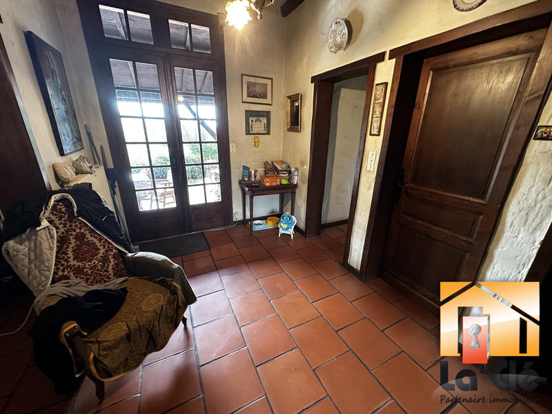 Maison ancienne - 237 m² - 6 pièces