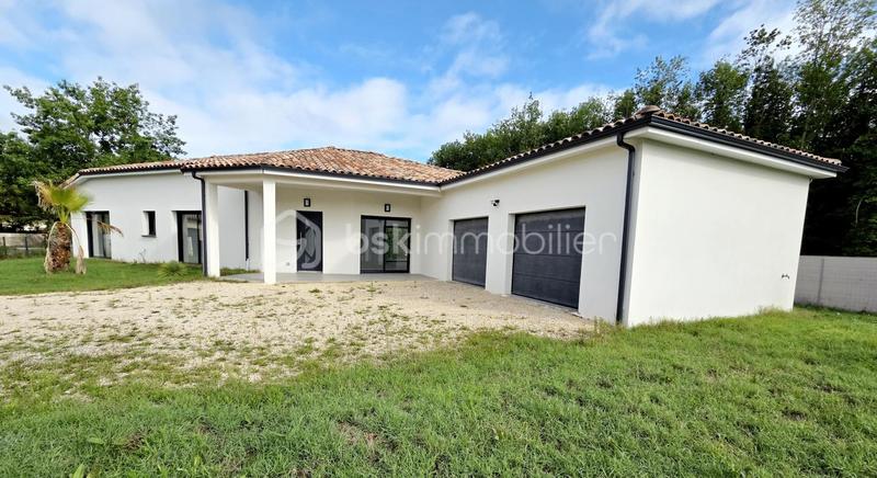 Maison - 144 m² - 5 pièces