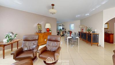 Villa - 204 m² - 8 pièces