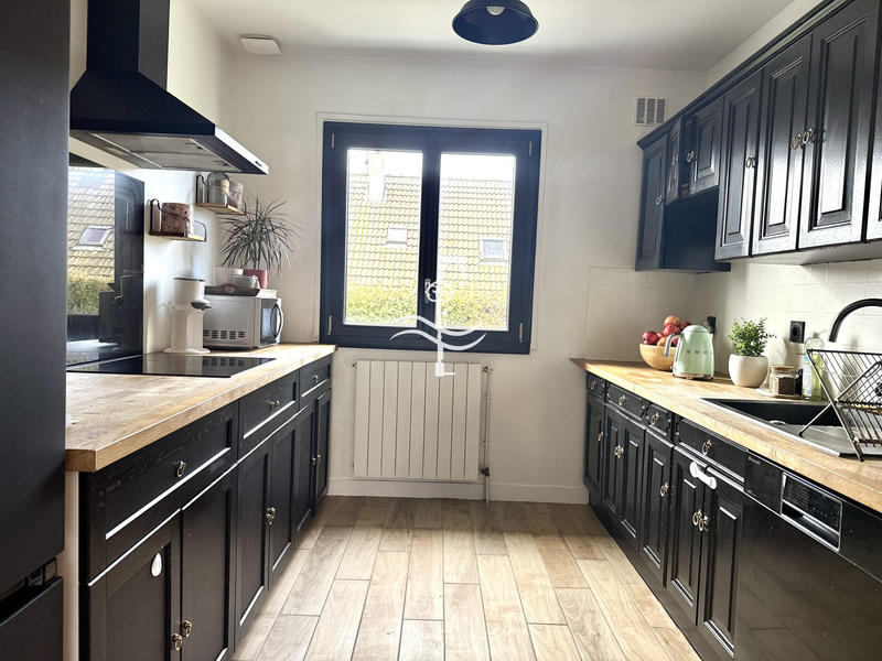 Maison - 91 m² - 4 pièces