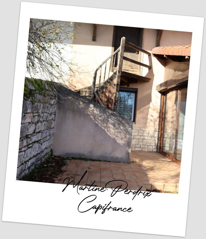 Maison de village - 210 m² - 7 pièces