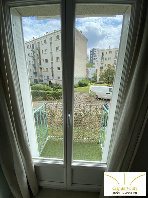 Appartement - 64 m² - 4 pièces